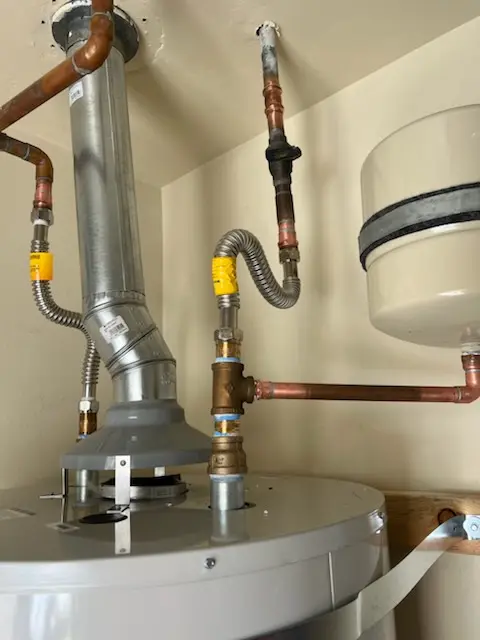 Water heater installation and plumbing repair in Linde and Hill Park